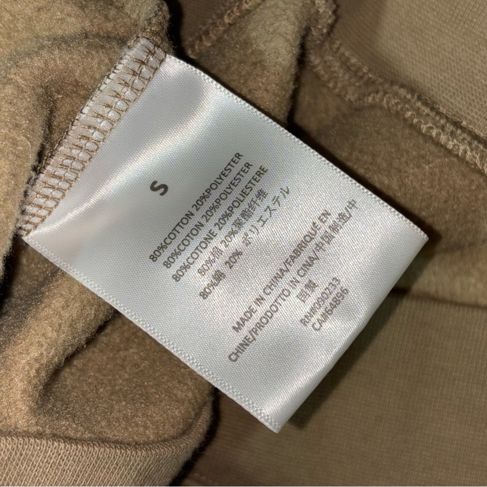 Essentials Crewneck - Picture 4 of 5